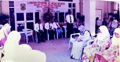 Lawatan Akademik ke Medan Indonesia Tahun 1996 6.png