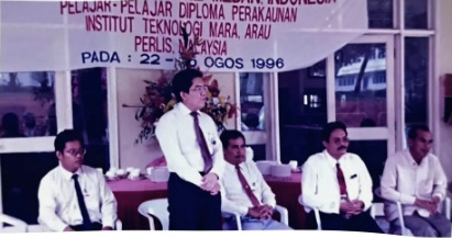 Lawatan Akademik ke Medan Indonesia Tahun 1996 5.png